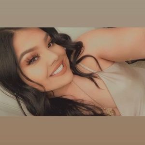 Meet your Posher, Itzel